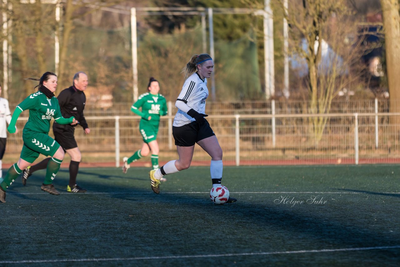 Bild 254 - Frauen SG Holstein Sued - SV Gruenweiss-Siebenbaeumen : Ergebnis: 0:2